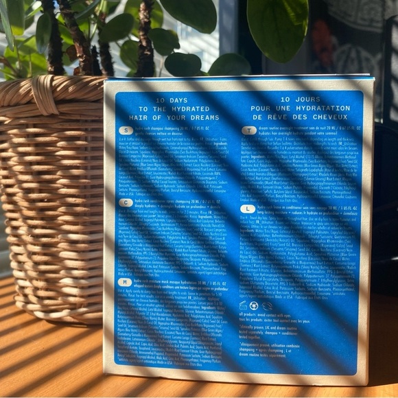 amika 10-Day Hydration Hair Challenge - Picture 2 of 6